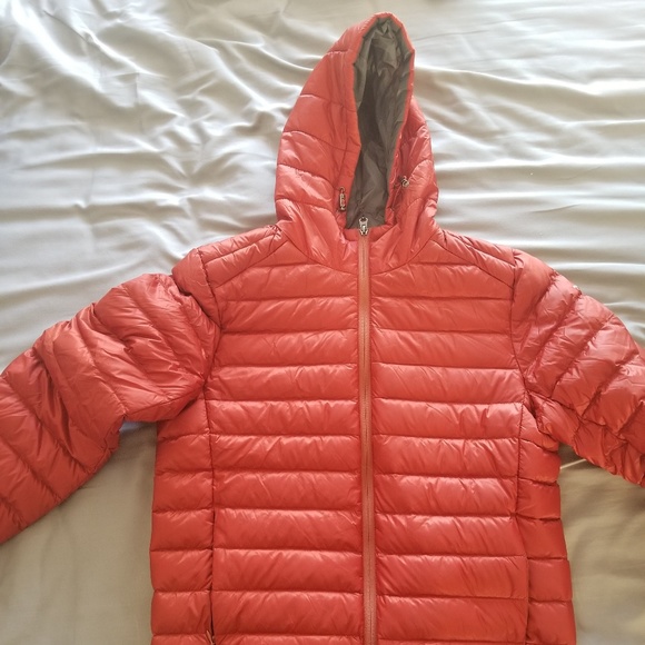 tumi puffer jacket